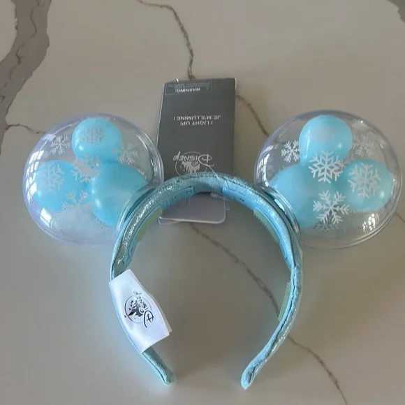Disney Blue Lightup Ballon Winter Ears - Picture 3 of 4